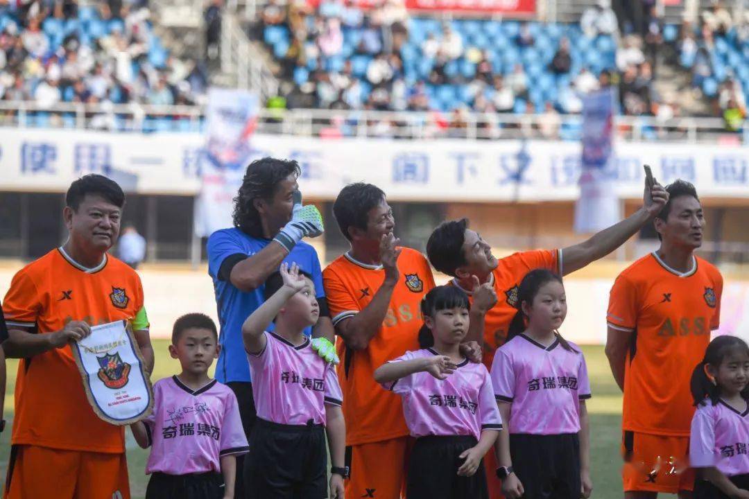 皇家马德里VS拉科鲁尼亚直播_皇家马德里VS拉科鲁尼亚免费高清直播在线观看无插件_皇家马德里VS拉科鲁尼亚直播零延迟传输